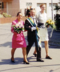 2001 008