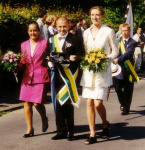 2001 010