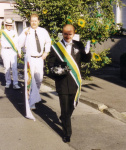 2001 018
